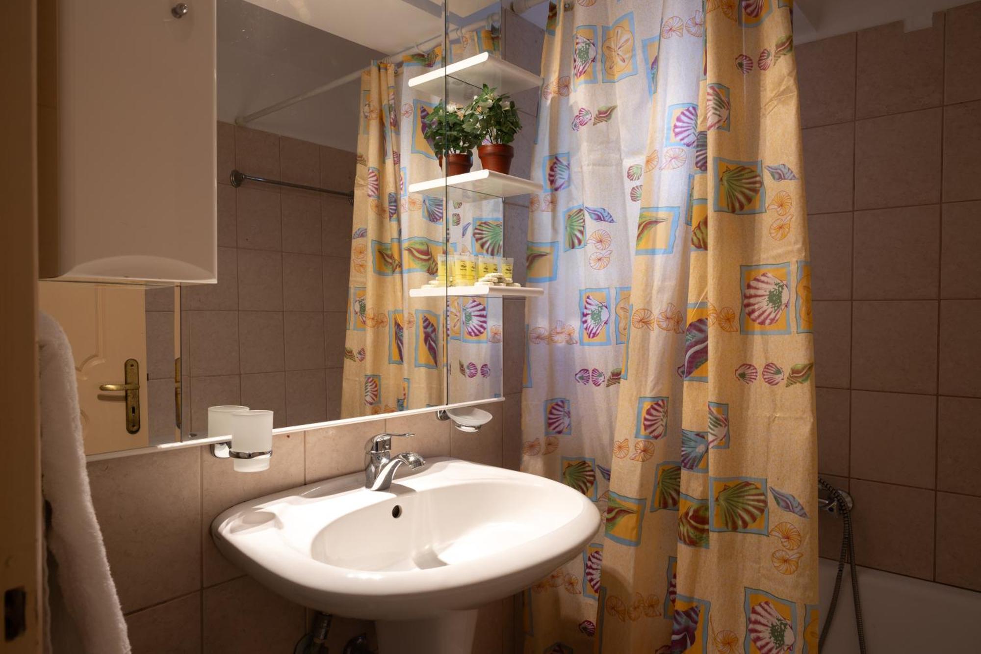 Pavlos Apartments アルゴストリオン エクステリア 写真